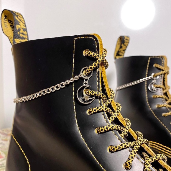 Silver Moon & Star Charm Anklet Chains for Boots & Skates - Picture 5 of 5